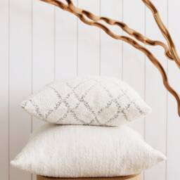 Tufted Diamond Throw Pillow Cover Off White Plush Woven Fabric - 18x18 Inch - thumbnail 2