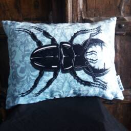 Spider Cushion Victorian Gothic Home Decor, Velvet Pillow Alternative - thumbnail 2