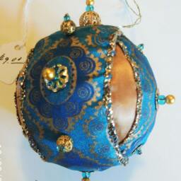 Handmade Hand Beaded Shatterproof Unique, Rich Patterned Christmas Ornaments Gifts - thumbnail 2