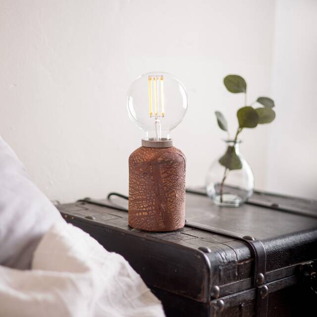 Bixa Small Ceramic Table Lamp, Red Iron 5.5 - image 1