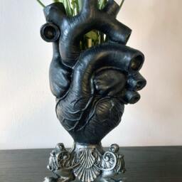 Anatomical Heart Vase, Black Finish - Unique Gothic Home Decor Resin Sculpture Flower Medical Gift And - thumbnail 2
