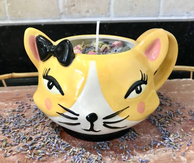 Candle Lavender Scented Soy in A Ceramic Yellow Cat Mug - image 1