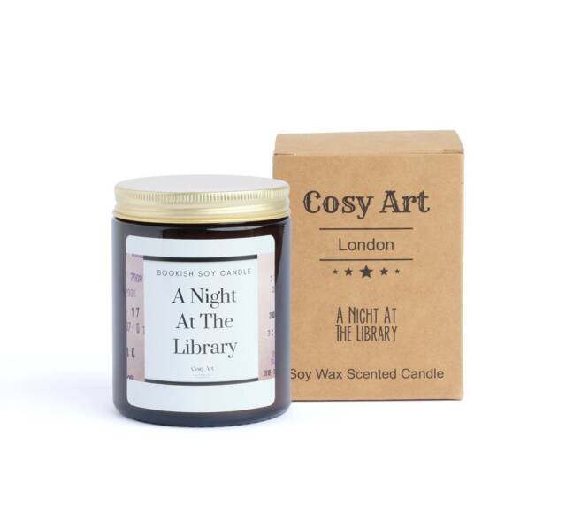 Night At The Library Soy Candle Sandalwood, Musk & Cedarwood - 180Ml - image 1