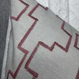 Geometric Pink Scatter Cushion Cover - Modern Home Decor For Sofa Or Bed Double Sided - thumbnail 3