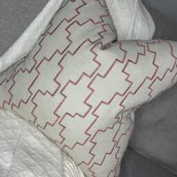 Geometric Pink Scatter Cushion Cover - Modern Home Decor For Sofa Or Bed Double Sided - thumbnail 4