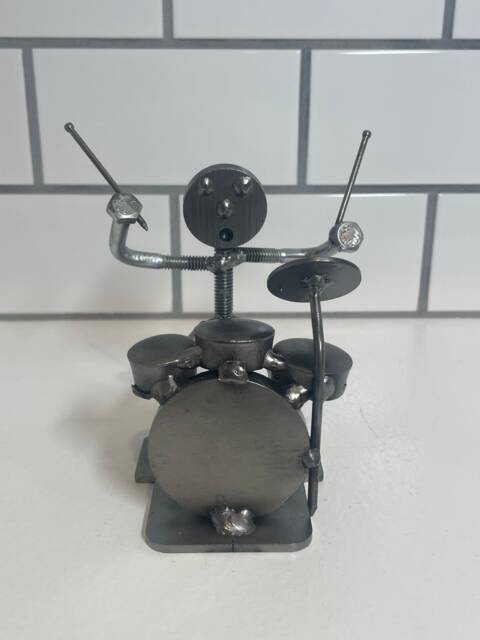 Metal Art Drummer/Drummer/Drums - image 1
