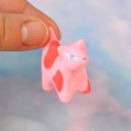 Cute Pink Cat Decoration Desk Buddy Office Friend Kitty Decor Curio Shelf Small Kawaii Gift Clay Collectible Figurine Toe Beans - thumbnail 3