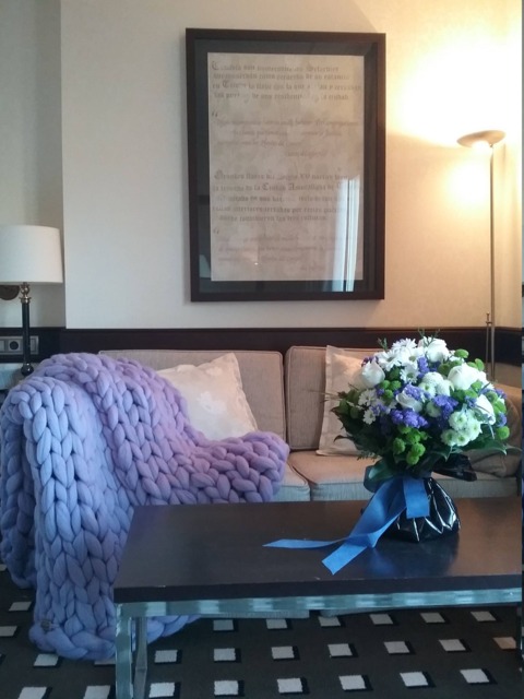 Super Chunky Blanket. Giant Knitted Merino Wool Throw. Big Yarn. Grande Punto. Stitch Blanket Lavender Color - image 1