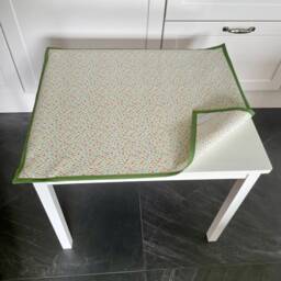 Kritter Table Cover in Assorted Designs - Oilcloth Mats To Fit Ikea Children's Table Top 59cm X 50cm With Elastic Fastenings - thumbnail 2