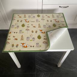 Kritter Table Cover in Assorted Designs - Oilcloth Mats To Fit Ikea Children's Table Top 59cm X 50cm With Elastic Fastenings - thumbnail 1