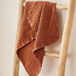 Set Of 2 Tobacco Linen Waffle Hand Towels Softened Cotton-Linen Hem - thumbnail 3