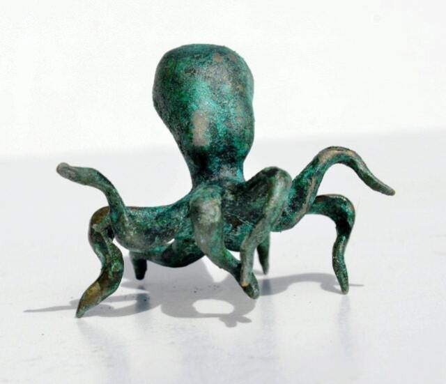Bronze Octopus - image 1