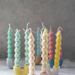 U Shaped Concrete Candlestick Holder With Twisted Candle - thumbnail 3