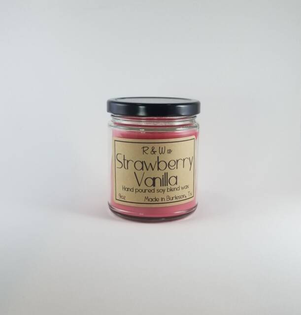 strawberry Vanilla Candle - image 1