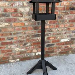 Wooden Bird Table Slate Roof Feeding Station Feeder Wild Garden Black Birds - thumbnail 3