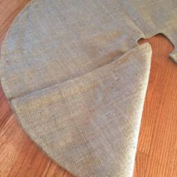 Natural Burlap Christmas Tree SkirtTwo Sizes/Four Colors Available-Medium/Large-Rustic/Folk/Country-Simple - thumbnail 3