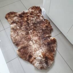 Brown Cream Sheepskin Rug, Genuine Lambskin Pelt, 130x75cm - thumbnail 1