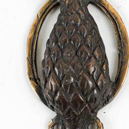 Unique Pineapple Bronze Hook, 5.9 - thumbnail 4