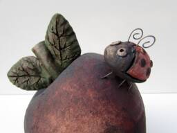 Ceramic Apple & Ladybug - thumbnail 1