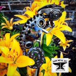 Scrap Metal Art Chameleon Upcycled Car & Bicycle Parts - thumbnail 4
