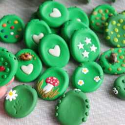 Green Polymer Clay Worry Stone Anxiety Relief Fidget Buddy - thumbnail 4
