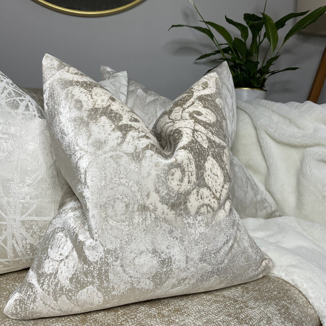 Elegant Damask Cushion Cover, Pillow Velvet Throw/Worldwide Shipping & Double Sided Ivory Beige - Natural - image 1