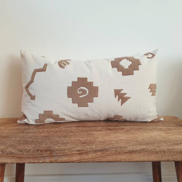 Handmade Southwestern Cream Cotton Oblong Pillow Taupe Wool Applique - image 1