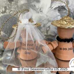 Personalised Wedding Gift For Couple, Flowerpot Person Mr & Mrs,/, Mrs Plant Pot Couple Garden Ornament, Anniversary Keepsake - thumbnail 3