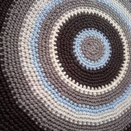Handmade Round Cotton Rug, Chunky Knit Area Rug - thumbnail 2