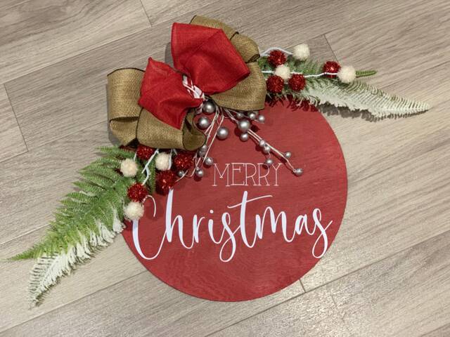 Christmas Wooden Door Hanger - Wreath Home Decor Decoration Front Door Sign Wall Decor Merry Red