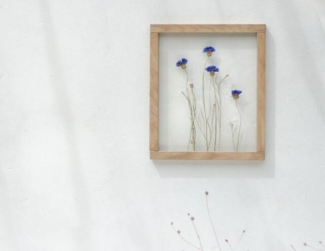 Large Wall Decor 10.5x12.5 - image 1
