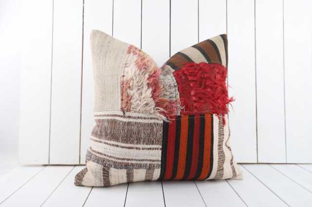 Turkish Kilim Pillow Cover Vintage Anatolian Home Decor - 20x20 Inch - image 1