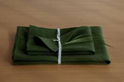 Forest Green Linen Bath Towel Set, Softened Pure - thumbnail 1