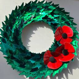 Upcycled Drinks Can, Round, Poppy, Wreath, Gift, Poppies, Home Decor, Door Hanging, Autumnal, Christmas - thumbnail 3