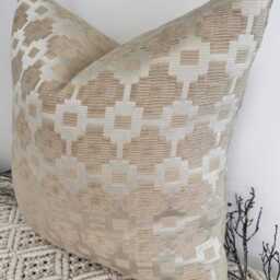 Luxury Beige Accent Pillow Scatter Cushion - Handcrafted Throw For Sofa Or Bed Set Elegant Home D??cor Style 177 - thumbnail 3