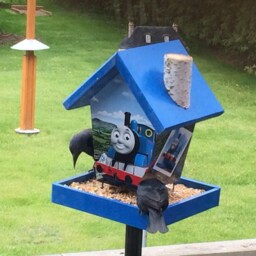 Thomas The Train Bird Feeder - thumbnail 3