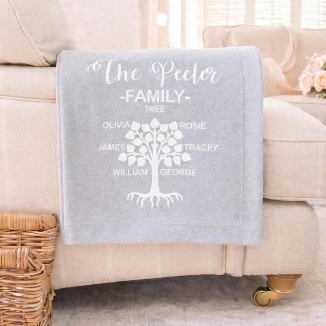 Personalised Family Tree Gift Christmas Blanket, Blanket Gift, Grandma Grandchild - image 1