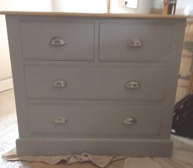 Chest Of Drawers - 2 Over Edwardian Style, Oak Top - image 1