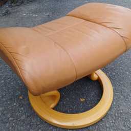 Ekornes Stressless Tan Leather Swivel Recliner Armchair & Footstool - Free Delivery Within 50 Miles, Further Afield At Cost - thumbnail 4