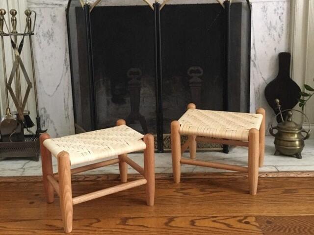 Varnished Handwoven Medium Oak Stool Splint Woven Bench, Handmade Usa - image 1