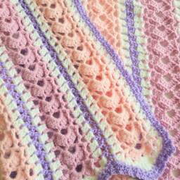 Pink & Purple Shell Blanket - thumbnail 3