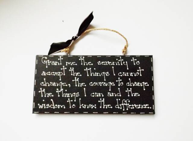Serenity Prayer Quote Wall Plaque Empowering Accept Inspiring Sign Meaningful Positive Family Friends Gift - image 1