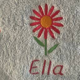 Daisy Flower Towel - Personalised Face Cloth/Hand Bath = Embroidered - thumbnail 2