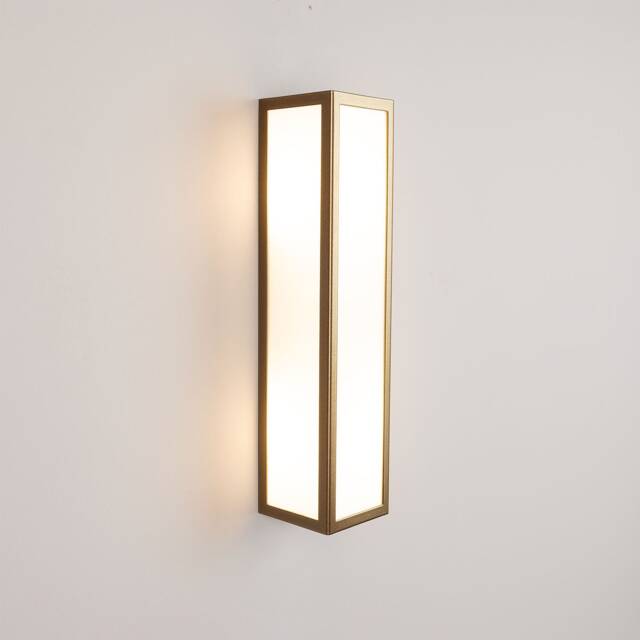 Bata Modern Bathroom Wall Light 13.75 - image 1