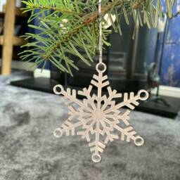 Set Of 3 Snowflake Ornaments For Christmas Tree Xmas Hangers Baubles Decorations - thumbnail 2