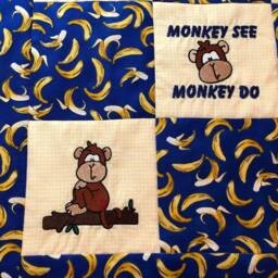 Monkey See Do Quilted Wall Hanging 19'' X - thumbnail 4