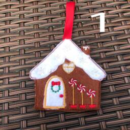 Gingerbread Houses, Christmas Decoration, Hanging Gingerbread House - thumbnail 3