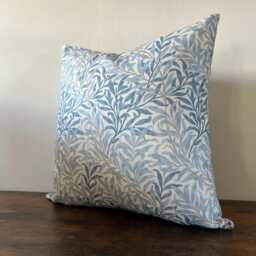 Handmade William Morris Willow Leaves Cotton Cushion Modern Blue Accent Throw Pillow - thumbnail 2