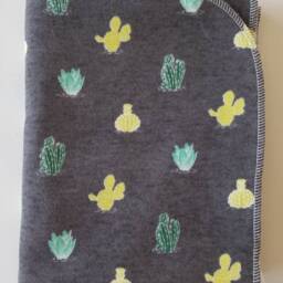 Cactus Swaddle Blanket & Newborn Hat Set. Gender Neutral Take Home Leggings. Baby Shower Gift. Photo Prop. Set - thumbnail 2