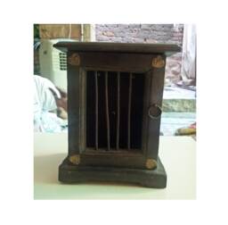 Old Wooden Key Holder Box Wall Rack Brass Fitted Home Decor Art